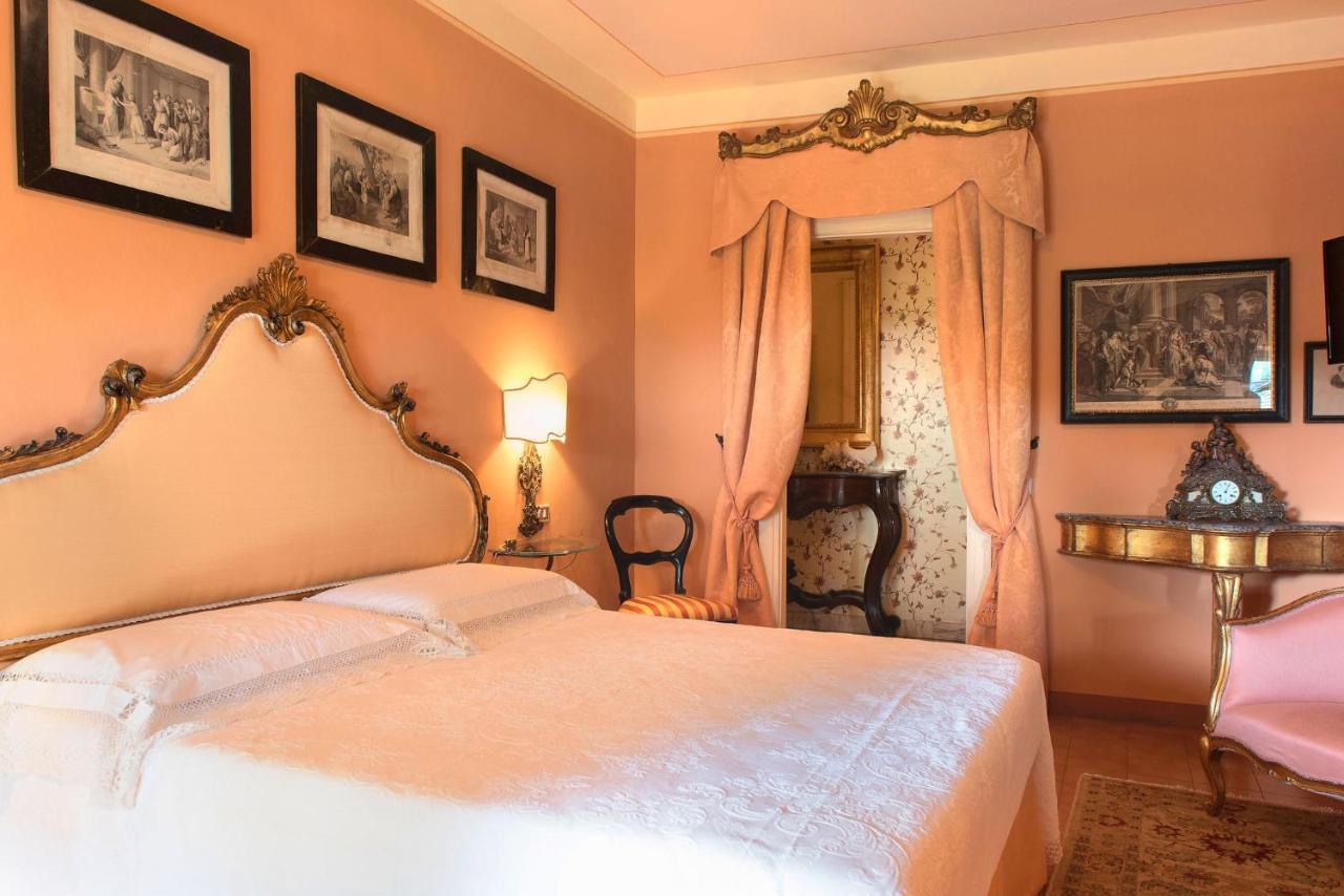 B&B Alla Mezza Luna Lonato Esterno foto